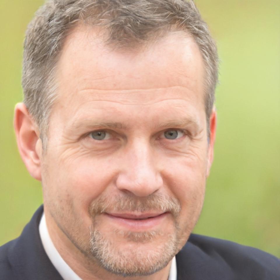 Portrait de Jacques Moreau, coordinateur des partenariats razeronivix